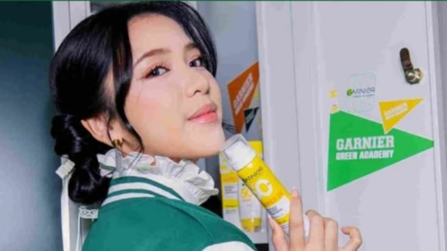 5 Sabun Cuci Muka Vitamin C Terbaik yang Bikin Wajah Cerah